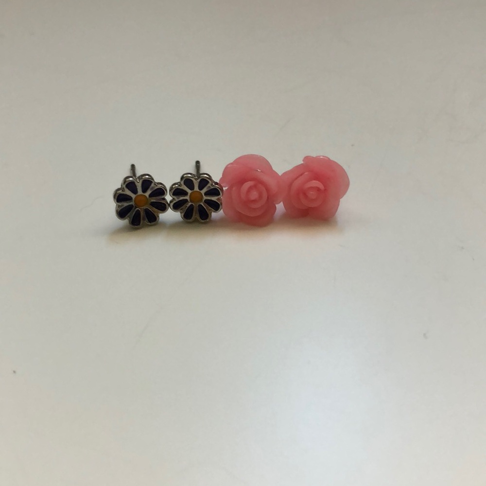 Flower earrings